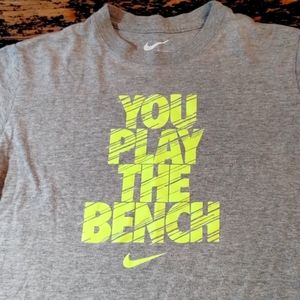 Nike YOU PLAY THE BENCH